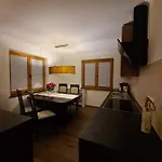 Huber 아파트 *